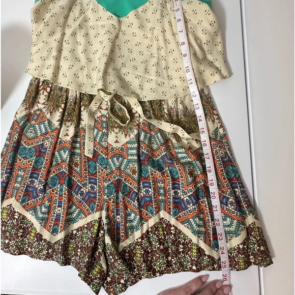 Elevenses Anthropologie Mintaka Print Crisscross Straps  Shorts Romper Pockets 2 - Picture 10 of 14